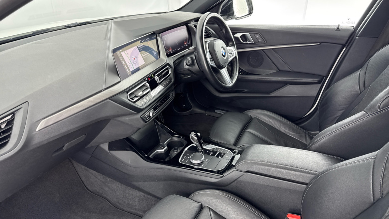 BMW 1 Series 118i M Sport 5dr Step Auto Petrol Hatchback